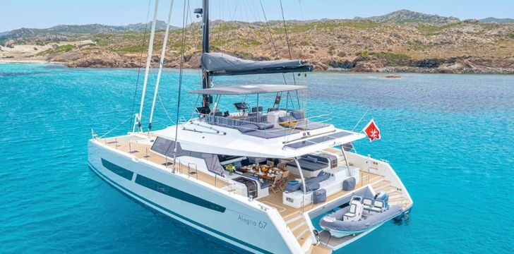 Leewards Luxury Crewed Catamaran
