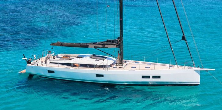 Leewards Luxury Crewed Sailing Yacht