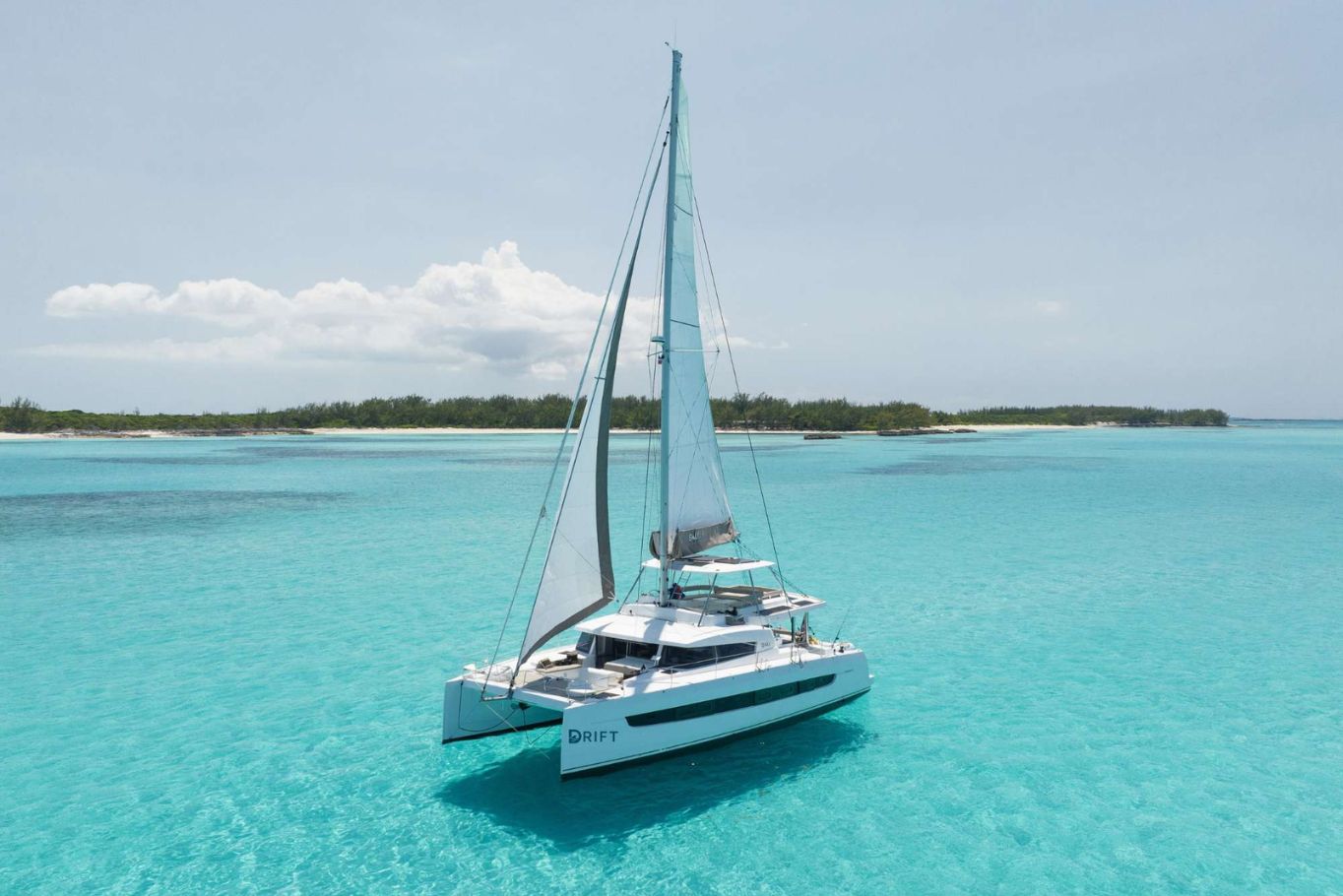 Luxury Crewed Catamaran DRIFT