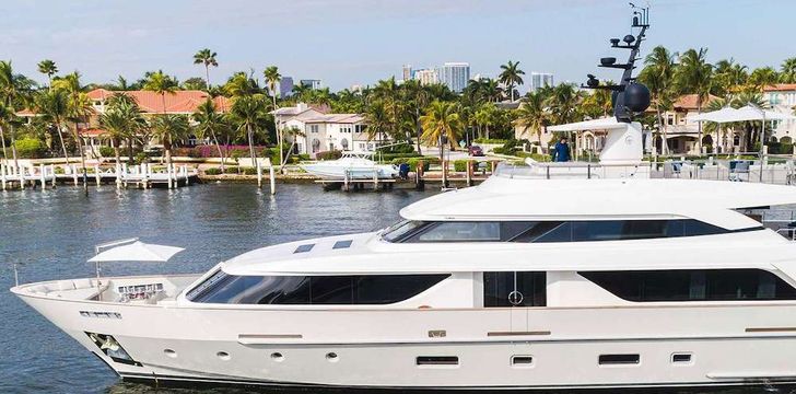 New England Motor Yacht Charter