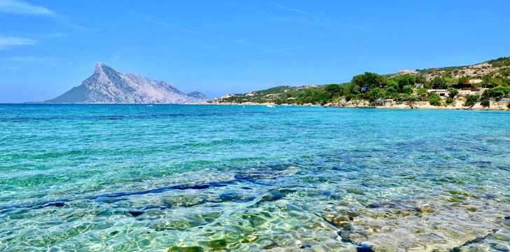 charter sailboat sardinia