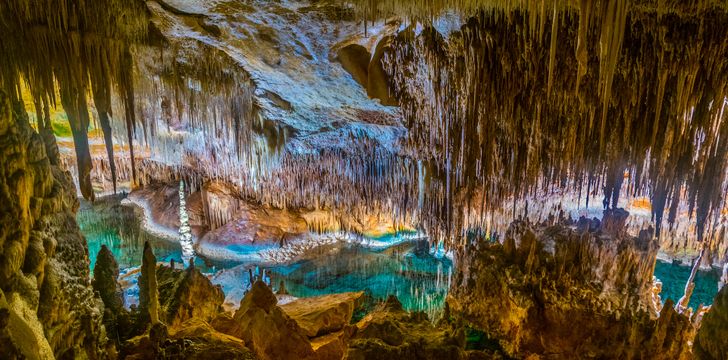 Coves del Drac,Mallorca Motor Yacht Vacation