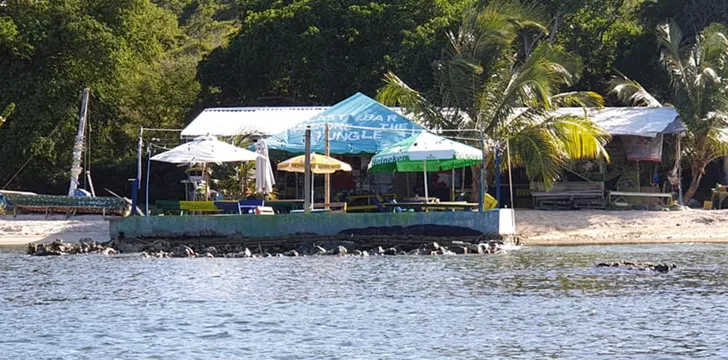 The last bar before the jungle,Mayreau