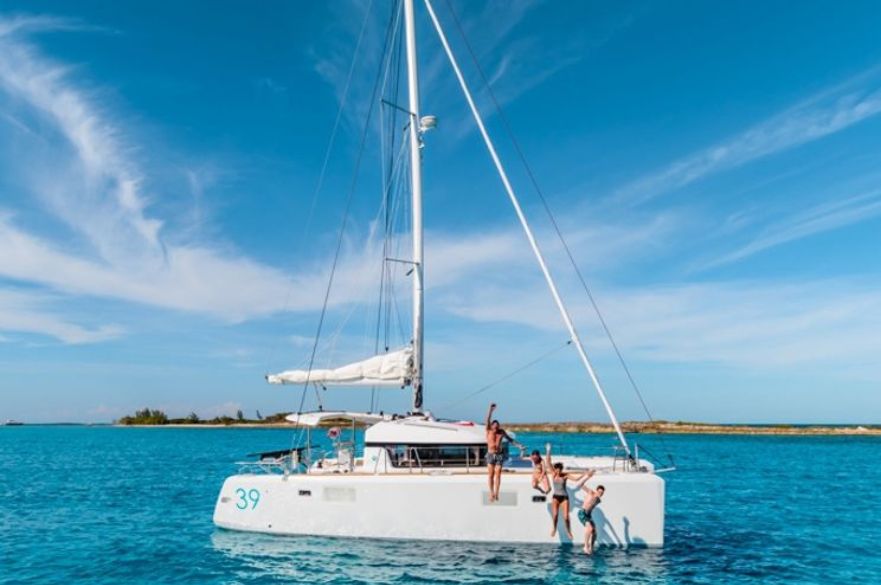 Bareboat Catamaran Charter in the BVI