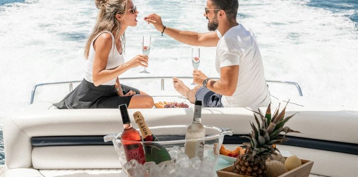 Honeymoon Yacht Charter in the Bahamas