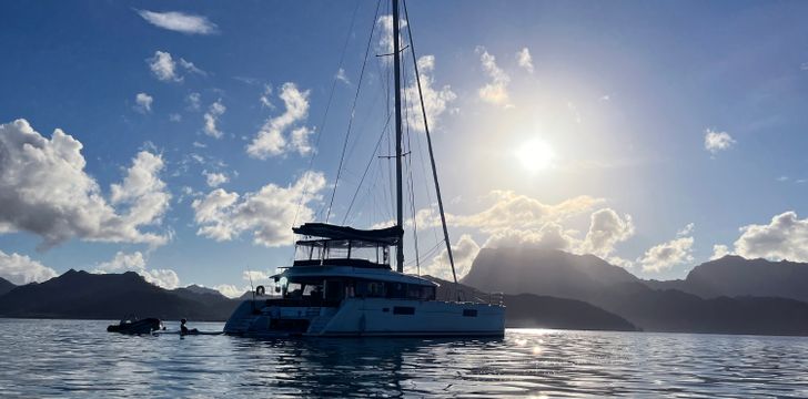 Tahiti crewed catamaran