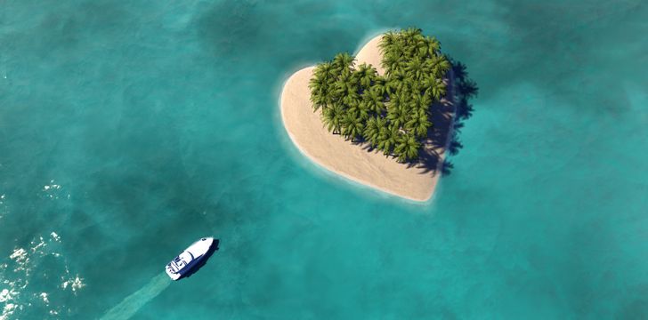 Romance on a yacht!