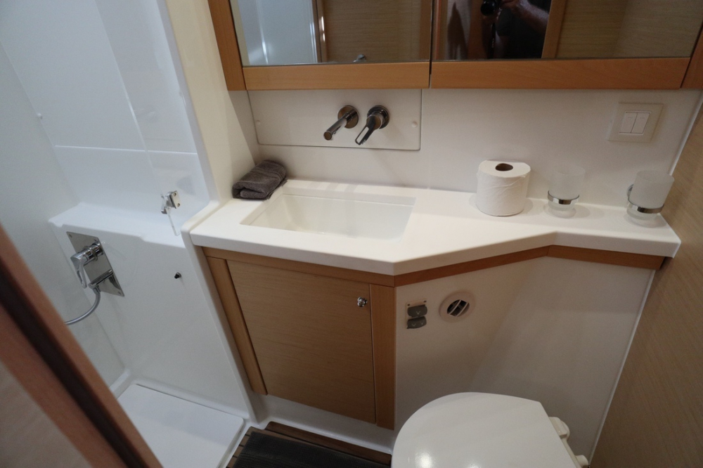 Charter Yacht Galaxy