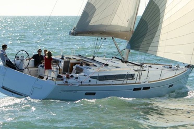 Charter Yacht Galene