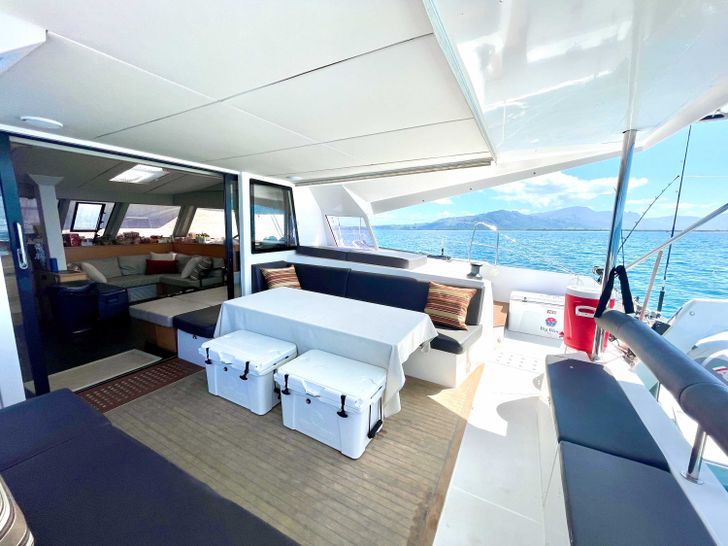 PAPILLON Nautitech 46 Fly - aft deck wide shot PAPILLON Nautitech 46 Fly - aft deck wide shot