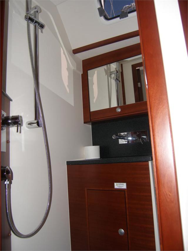 Charter Yacht Hanse 540 - 3 Cabins - Trogir