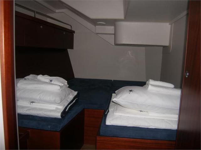 Charter Yacht Hanse 540 - 3 Cabins - Trogir