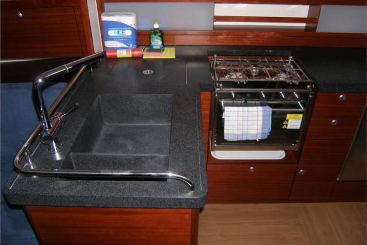 Charter Yacht Hanse 540 - 3 Cabins - Trogir