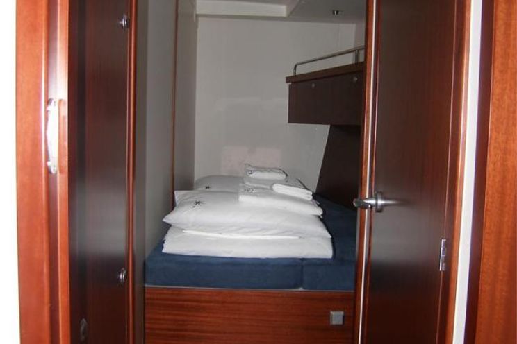 Charter Yacht Hanse 540 - 3 Cabins - Trogir