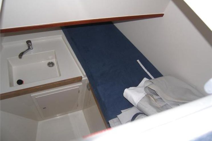 Charter Yacht Hanse 540 - 3 Cabins - Trogir