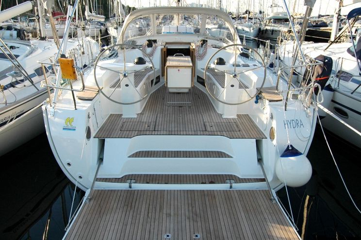 Charter Yacht Hydra