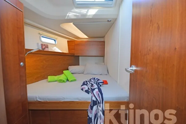 Charter Yacht IKTINOS