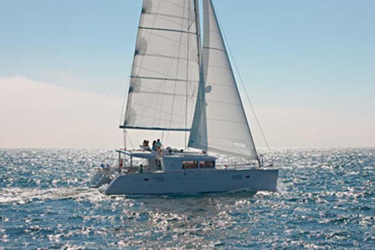 Charter Yacht CALLISTO