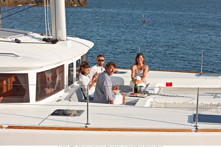 Charter Yacht Halia