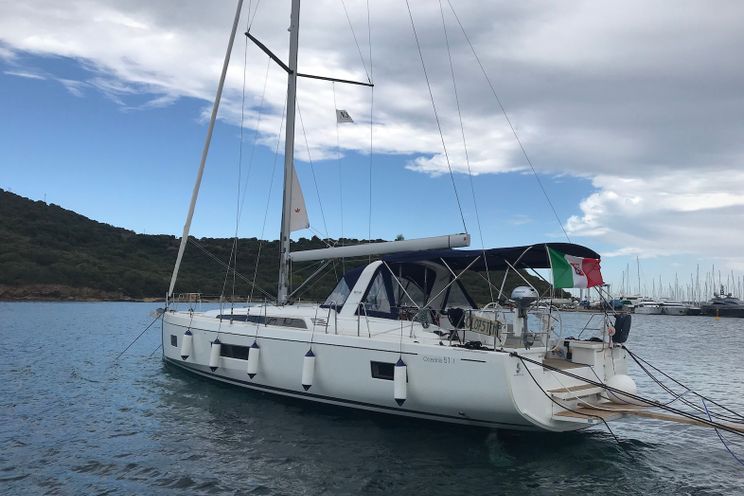 Charter Yacht Beneteau Oceanis 51.1