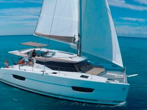 INFINITE BLUE - Fountaine Pajot Lucia 40 - Annapolis - Chesapeake Bay INFINITE BLUE - Fountaine Pajot Lucia 40 - Annapolis - Chesapeake Bay