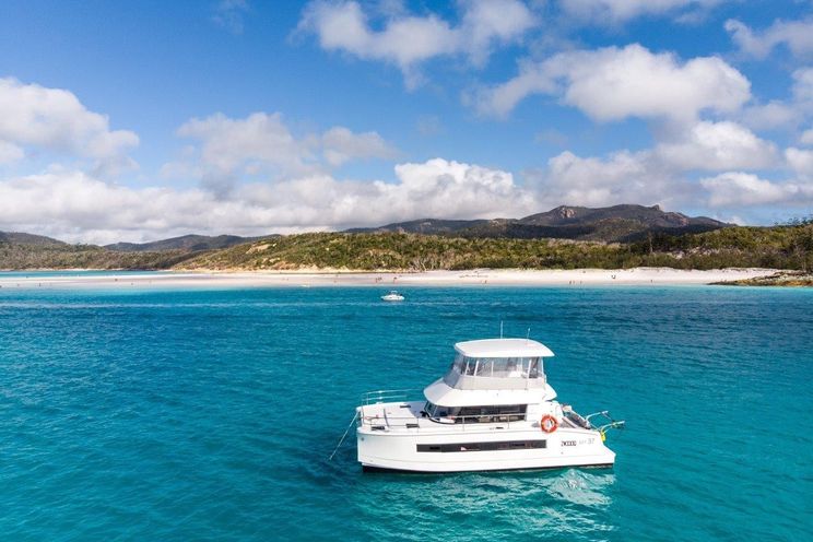 Charter Yacht HAUMEA - Fontaine Pajot MY37 - 3 Cabins - Florida and the Bahamas