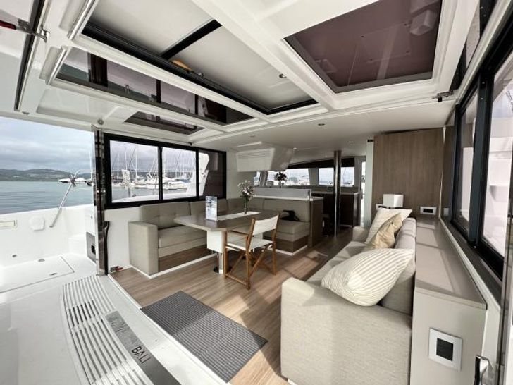 Main inner cabin Main inner cabin