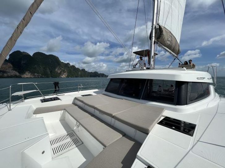 Lounge foredeck Lounge foredeck