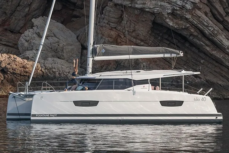 Charter Yacht Fountaine Pajot Isla 40 - 2022 - 4 + 1 cabins(4 double 1 single)- Lefkada - Ionian Sea