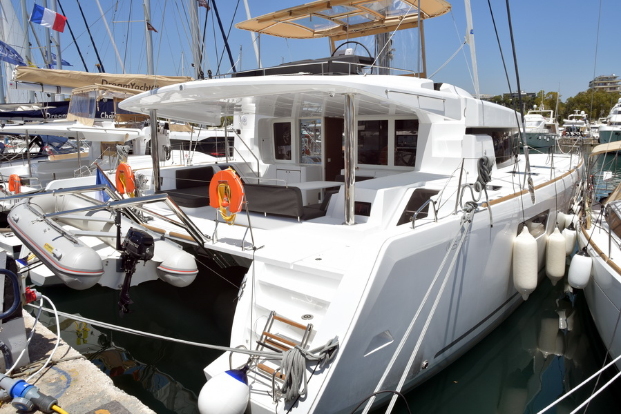 Charter Yacht JADRO