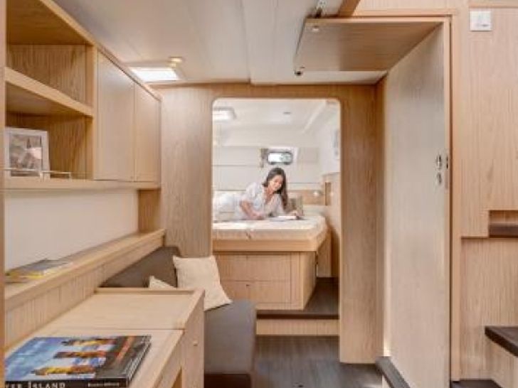 Cabin desk Cabin desk