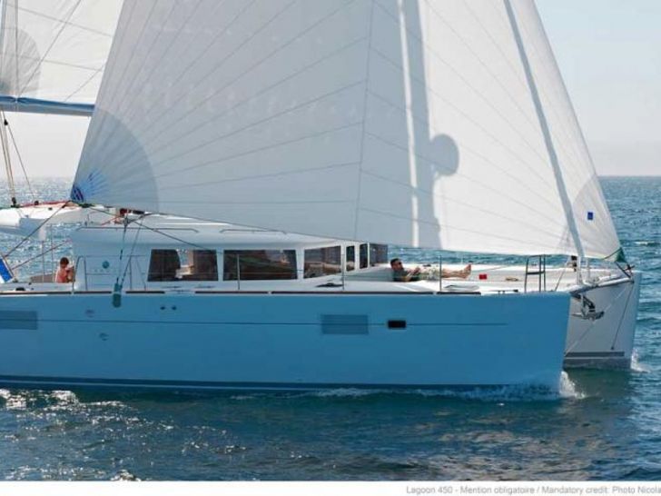 Under sail side view Under sail side view