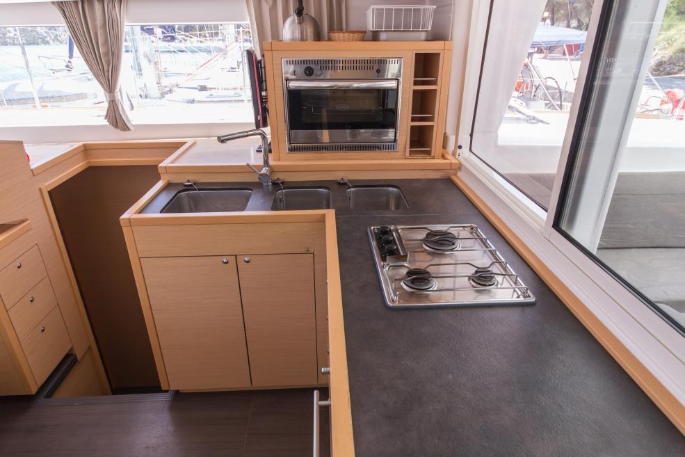 Charter Yacht RAPALA