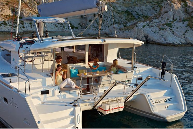 Charter Yacht Barnacle II