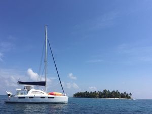 LUNA SEA - Leopard 46 - 3 Cabins - Belize City - San Pedro LUNA SEA - Leopard 46 - 3 Cabins - Belize City - San Pedro