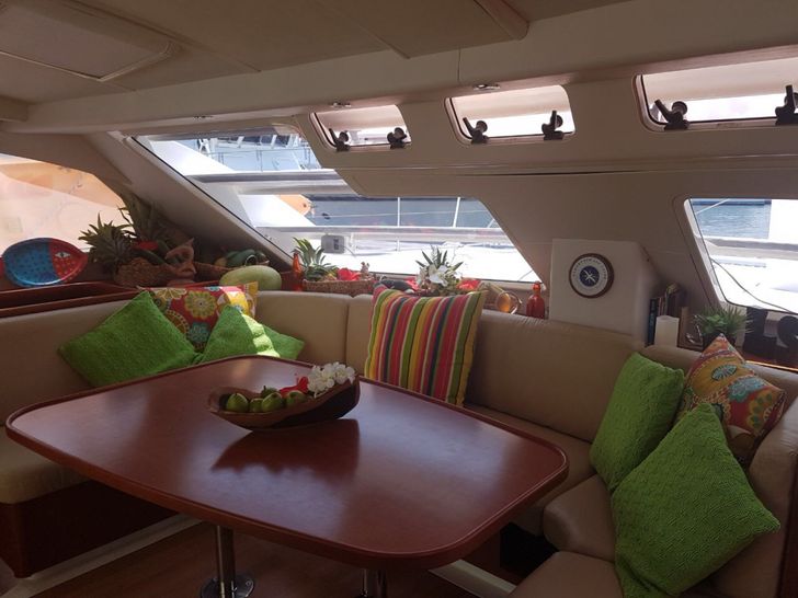 LUNA SEA Leopard 46 Salon LUNA SEA Leopard 46 Salon