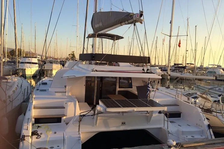 Charter Yacht MAGIA VERA