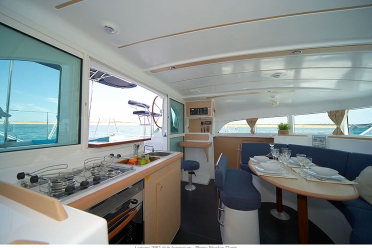 Charter Yacht MANATEE