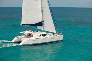 Charter Yacht MANUTEA