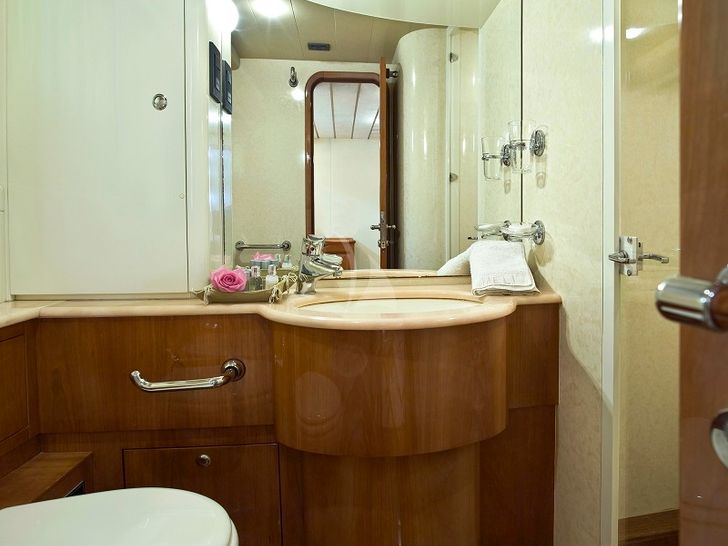 VIP bathroom