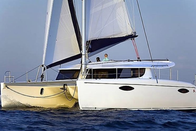 Charter Yacht Fountaine Pajot Orana 44