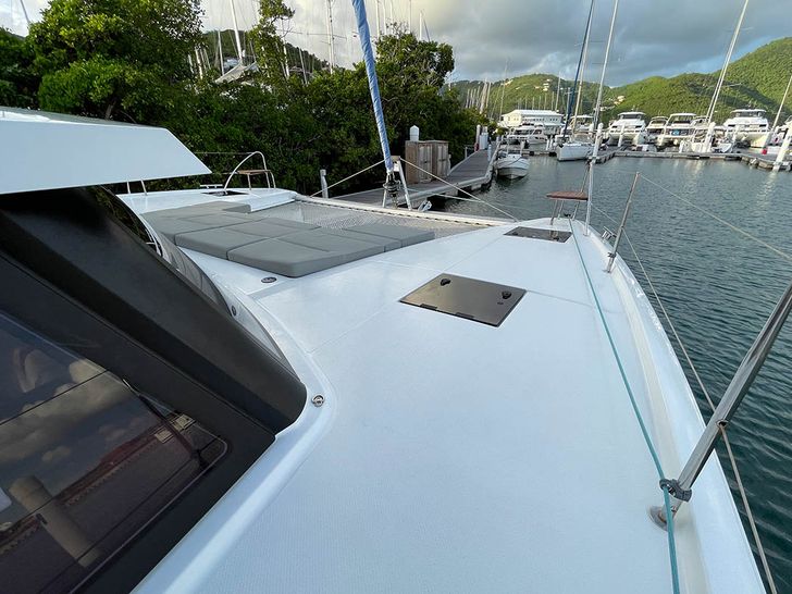 Nauti Mollie Fountaine Pajot Astrea 42 - deck Nauti Mollie Fountaine Pajot Astrea 42 - deck