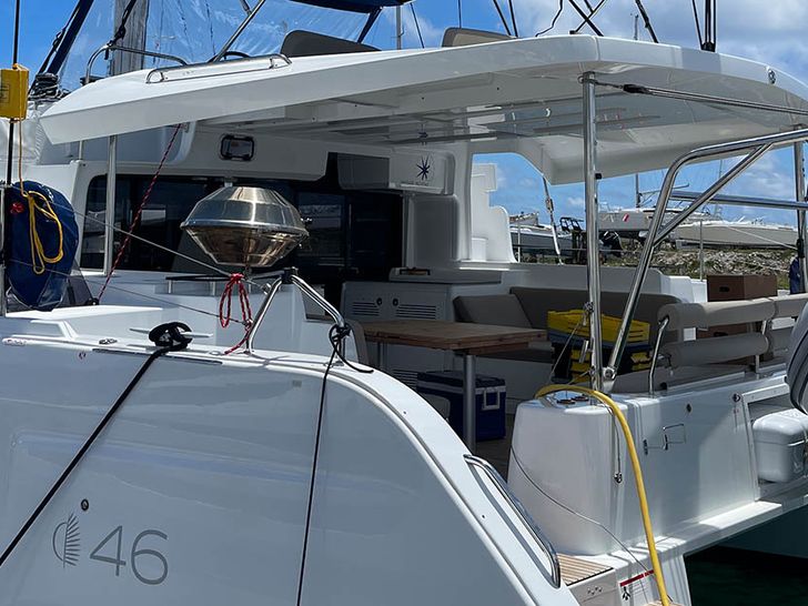PEBBLES - Lagoon 46 - transom PEBBLES - Lagoon 46 - transom