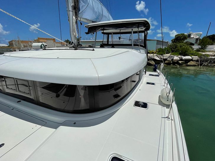 C'EST BON Lagoon 42 - deck C'EST BON Lagoon 42 - deck