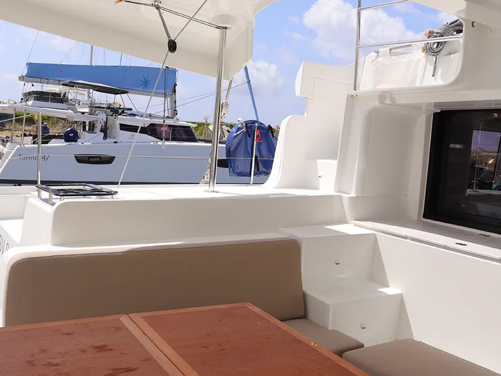 SV SAILMATES Lagoon 46- rear deck SV SAILMATES Lagoon 46- rear deck