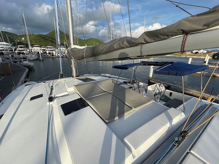 Nauti Mollie Fountaine Pajot Astrea 42 - deck Nauti Mollie Fountaine Pajot Astrea 42 - deck