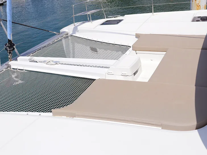 SV SAILMATES Lagoon 46- bow deck with trampoline SV SAILMATES Lagoon 46- bow deck with trampoline