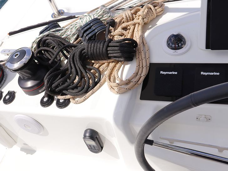 SV SAILMATES Lagoon 46- helm SV SAILMATES Lagoon 46- helm