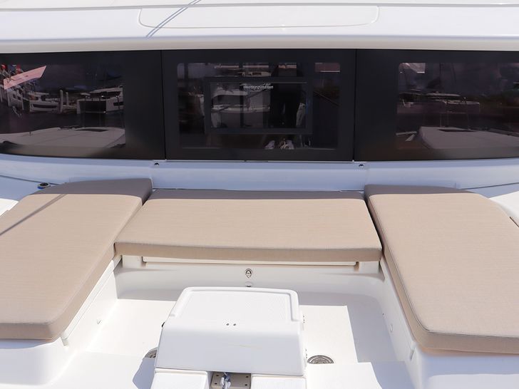 SV SAILMATES Lagoon 46- front lounge SV SAILMATES Lagoon 46- front lounge