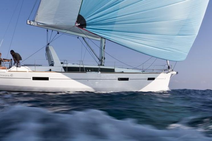 Charter Yacht ZLARIN